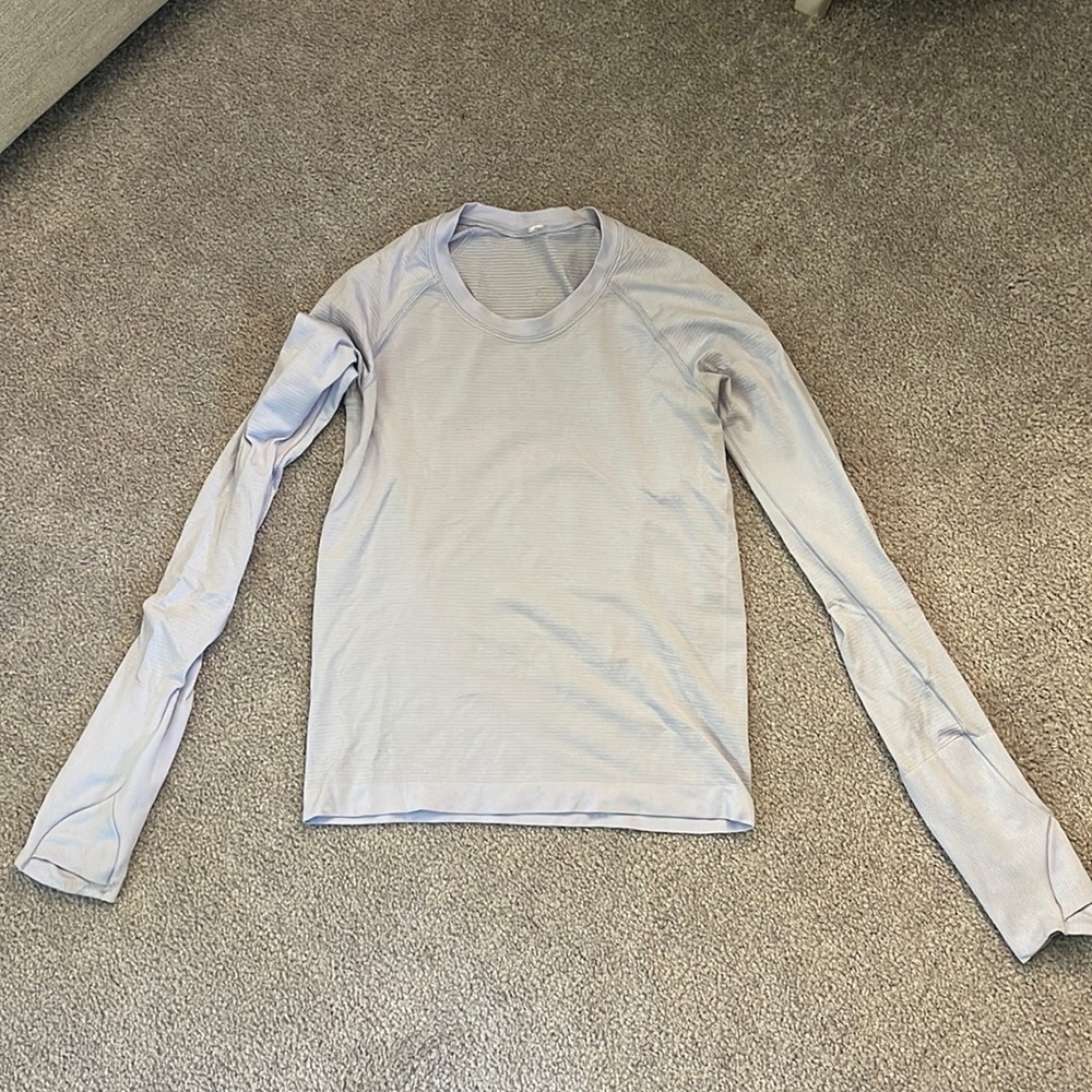 size 4 lululemon long sleeve swiftly race length